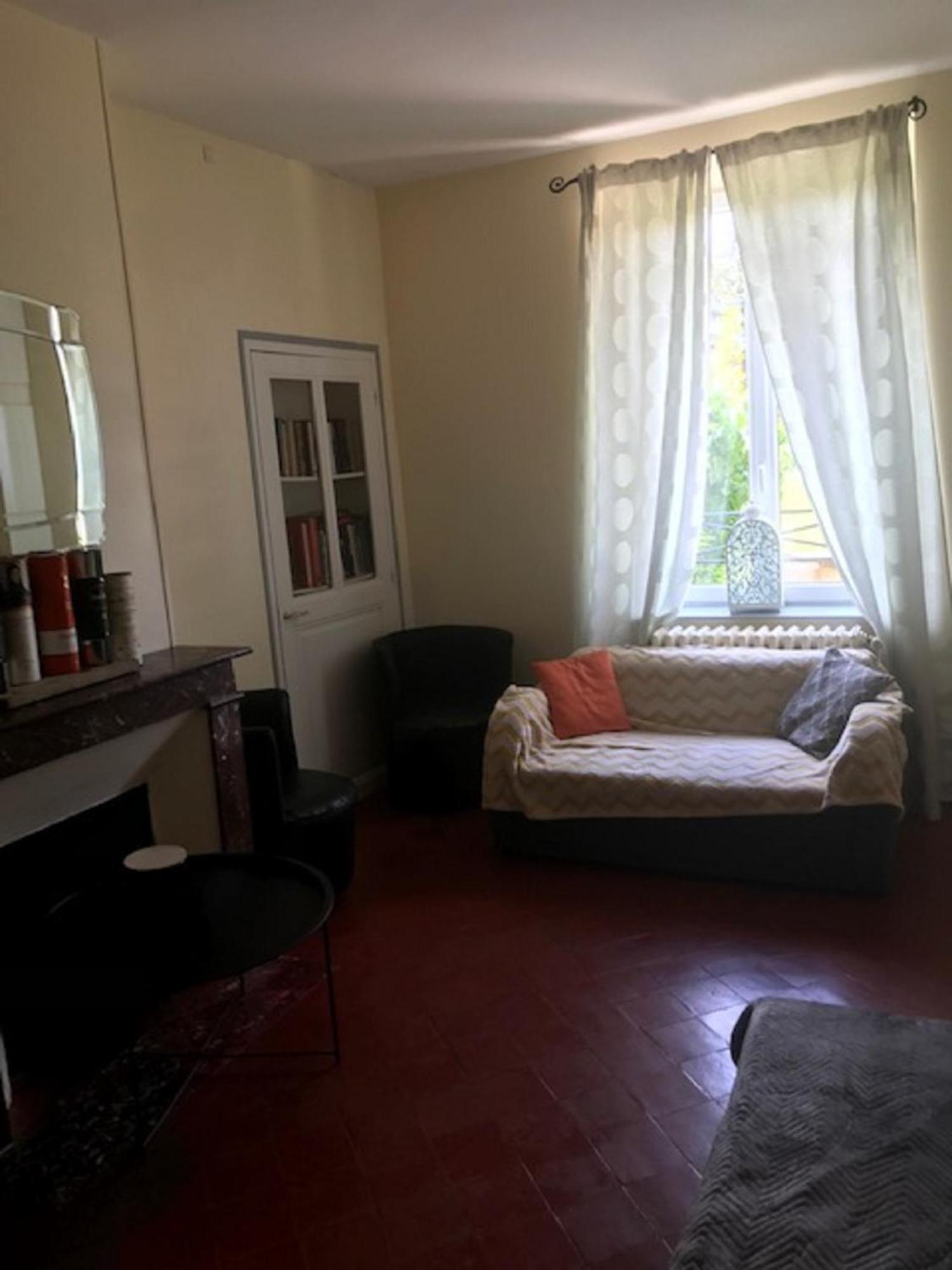 La Maison D'Amis Auneuil Esterno foto